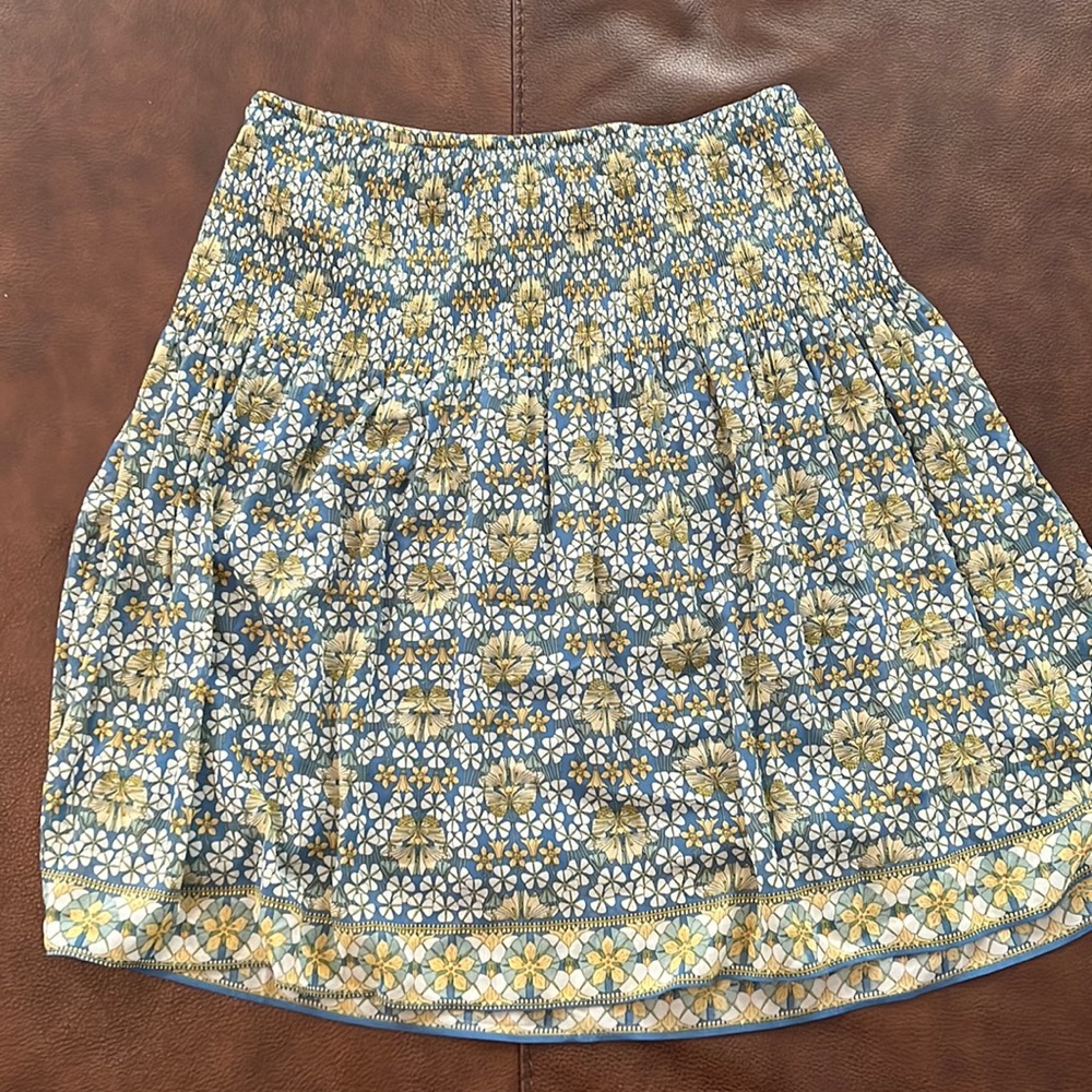 Max studio flowy skirt